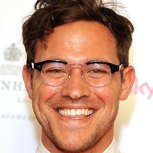 Will Young Headshot 5 of 8