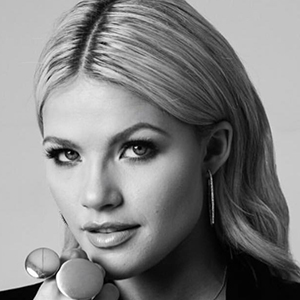 Witney Carson Headshot 4 of 10