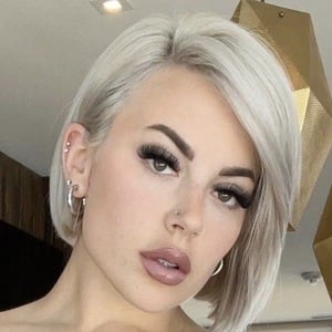 woahkenzy Headshot 4 of 4