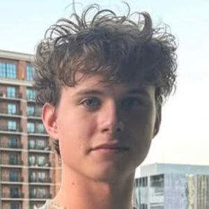Xander Keller Headshot 4 of 4