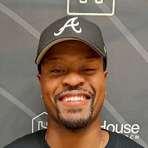 Xavier Crews Headshot 4 of 4