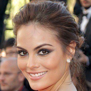 Ximena Navarrete Headshot 6 of 8