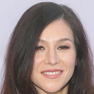 Yael Stone Headshot 8 of 8