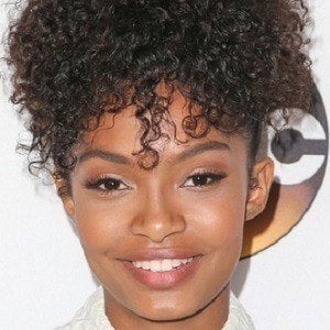 Yara Shahidi - Age, Family, Bio | Famous Birthdays