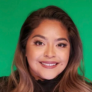 Yesi Ortiz Headshot 4 of 6