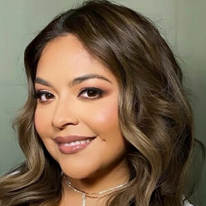 Yesi Ortiz Headshot 5 of 6