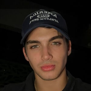 Yohjan Batista Headshot 5 of 9