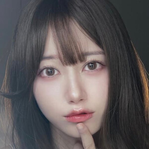 ゆきりぬ at age 30