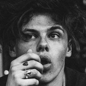 Yungblud - Age, Family, Bio | Famous Birthdays