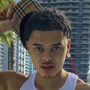 Doveboyrob at age 18