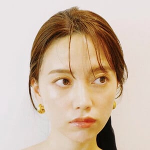 佐藤 優里亜 at age 33