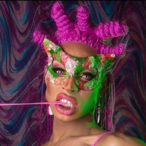 Yvie Oddly Headshot 6 of 10