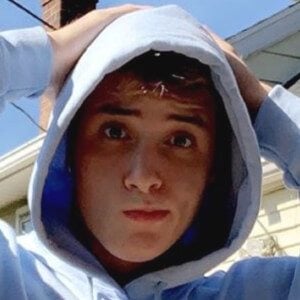 Zach Kutz - Age, Family, Bio | Famous Birthdays