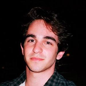 Zachary Gordon Headshot 3 of 10