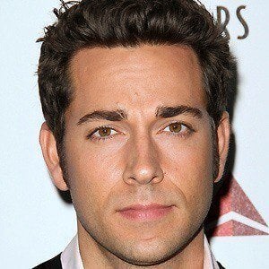 Zachary Levi Headshot 7 of 10