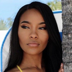 Zakiyah Everette Headshot 2 of 10