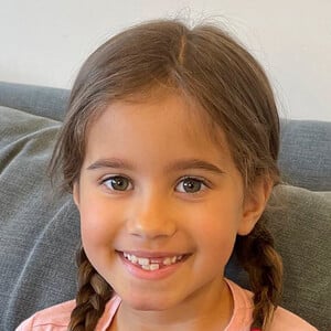 Zara benandzara at age 6