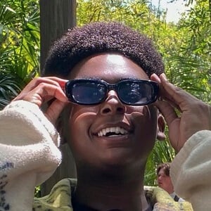 Zavian Annan Headshot 6 of 6