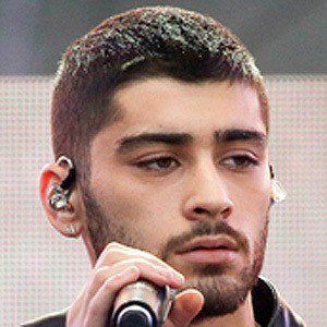 Zayn Malik - Age, Family, Bio | Famous Birthdays