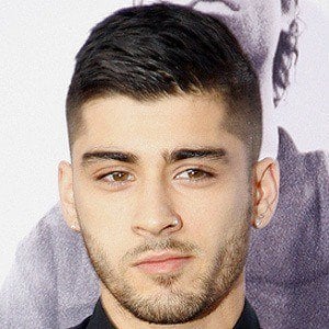 Zayn Malik - Age, Family, Bio | Famous Birthdays