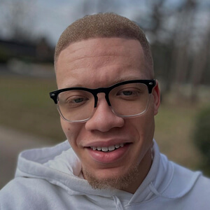 Zayvion Mitchell Headshot 3 of 6