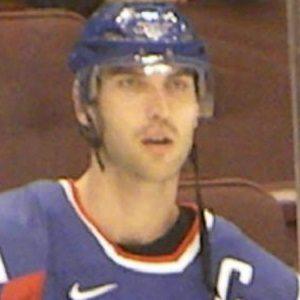 Zdeno Chara Headshot 4 of 4