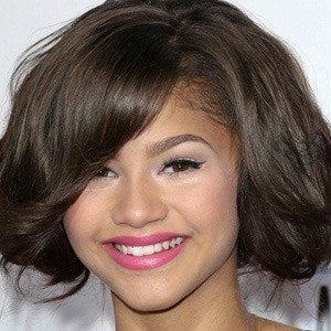 Zendaya - Age, Family, Bio | Famous Birthdays