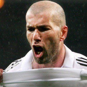 Zinedine Zidane Headshot 4 of 6