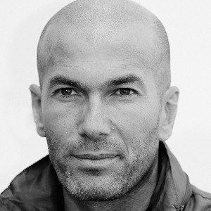 Zinedine Zidane Headshot 5 of 6