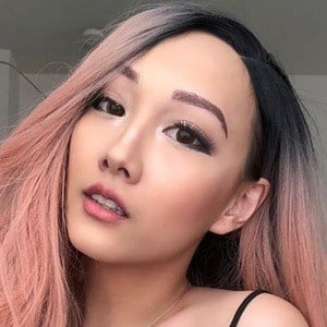 Zoey Lee - Age, Family, Bio | Famous Birthdays