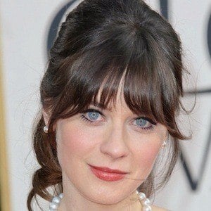 Zooey Deschanel at age 32