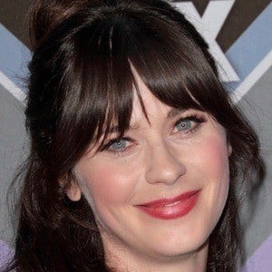 Zooey Deschanel at age 32