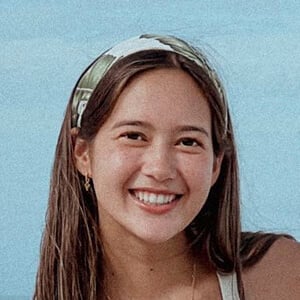 Zowie Palliaer Headshot 3 of 5