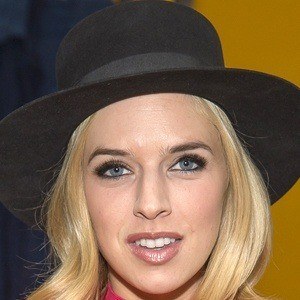 Zz Ward Headshot 6 of 9