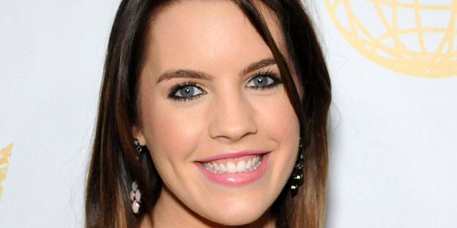 Kristen Alderson - Age, Family, Bio | Famous Birthdays