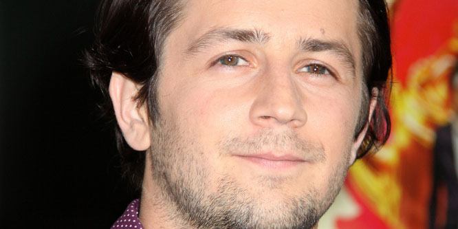 Michael Angarano - Age, Family, Bio | Famous Birthdays