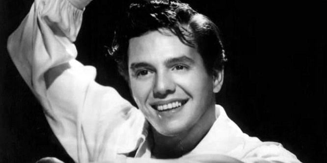 Desi Arnaz (TV Actor) - Trivia, Family, Bio | Famous Birthdays