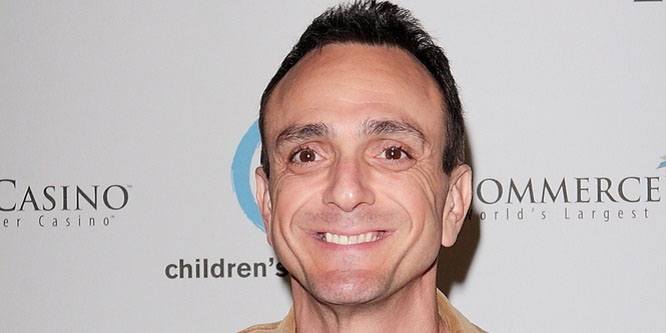 Hank Azaria - Age, Family, Bio | Famous Birthdays