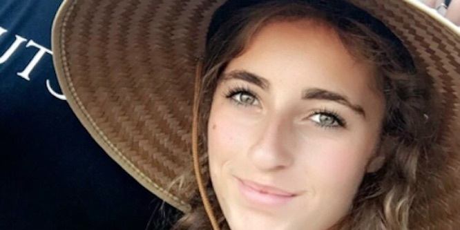 Demi Bagby - Age, Family, Bio | Famous Birthdays