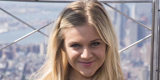 Kelsea Ballerini - Age, Family, Bio | Famous Birthdays