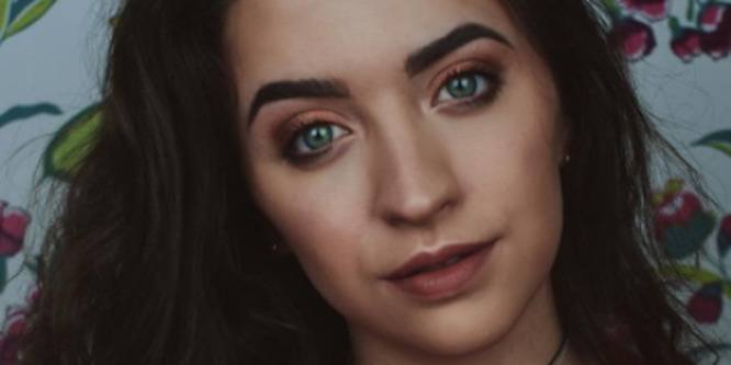 BambinoBecky - Age, Family, Bio | Famous Birthdays