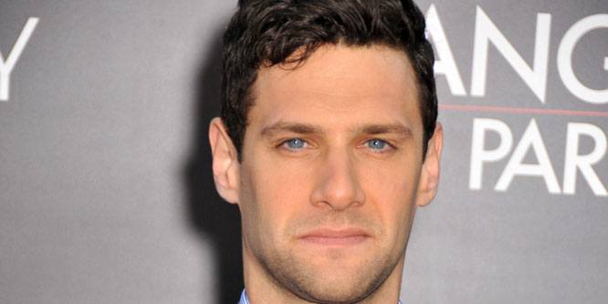 Justin Bartha - Age, Family, Bio | Famous Birthdays