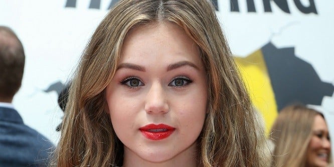 Brec Bassinger - Age, Family, Bio | Famous Birthdays