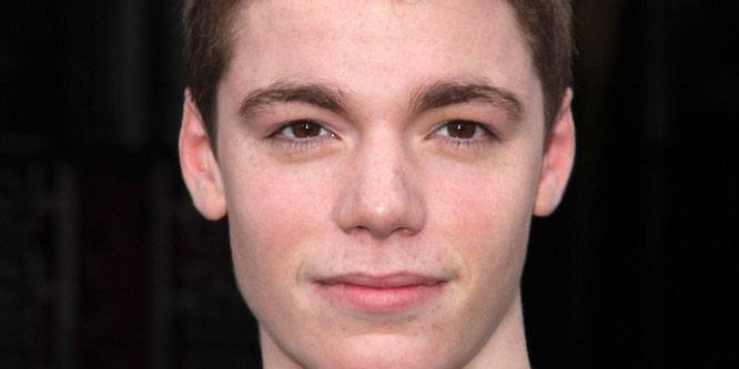 Gabriel Basso - Age, Family, Bio | Famous Birthdays