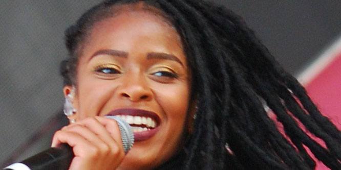 Simone Battle - Trivia, Family, Bio | Famous Birthdays