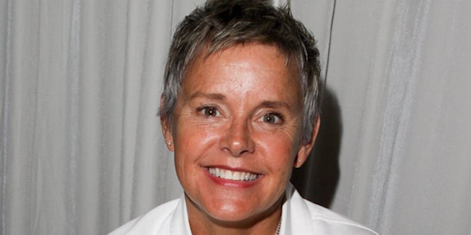 Amanda Bearse - Age, Family, Bio | Famous Birthdays
