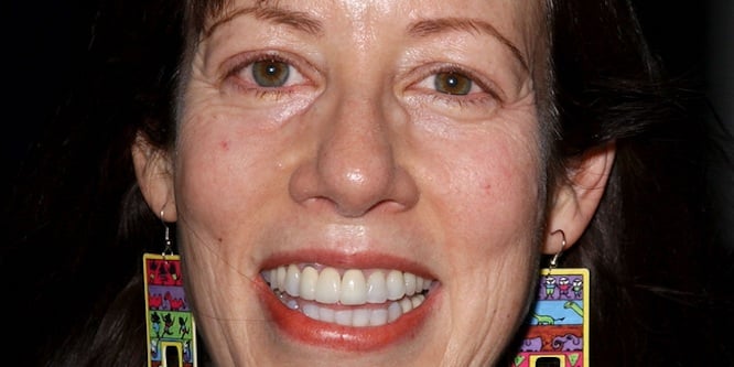 Allyce Beasley - Age, Family, Bio | Famous Birthdays