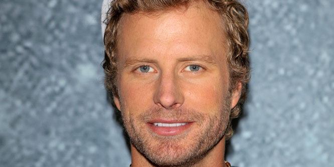 Dierks Bentley - Age, Family, Bio | Famous Birthdays
