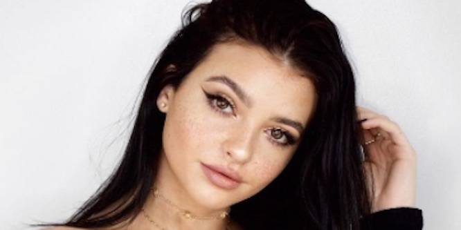 Kelsey Simone - Age, Family, Bio | Famous Birthdays