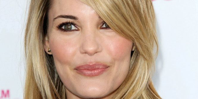 Leslie Bibb - Age, Family, Bio | Famous Birthdays